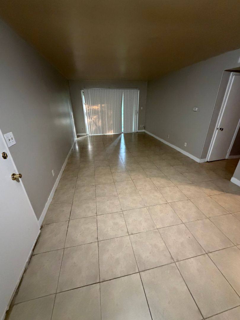 Apartment for rent at 2825 N O'Henry, Greensboro, NC 27401