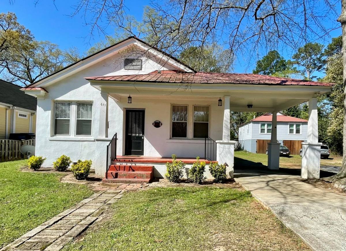 House for rent at 611 Howard St, Columbia, SC 29205
