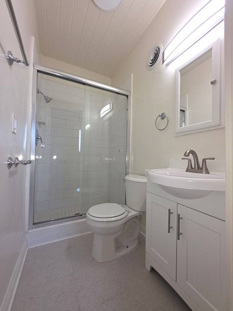Apartment for rent at 2308 Cabrillo Ave, Torrance, CA 90501