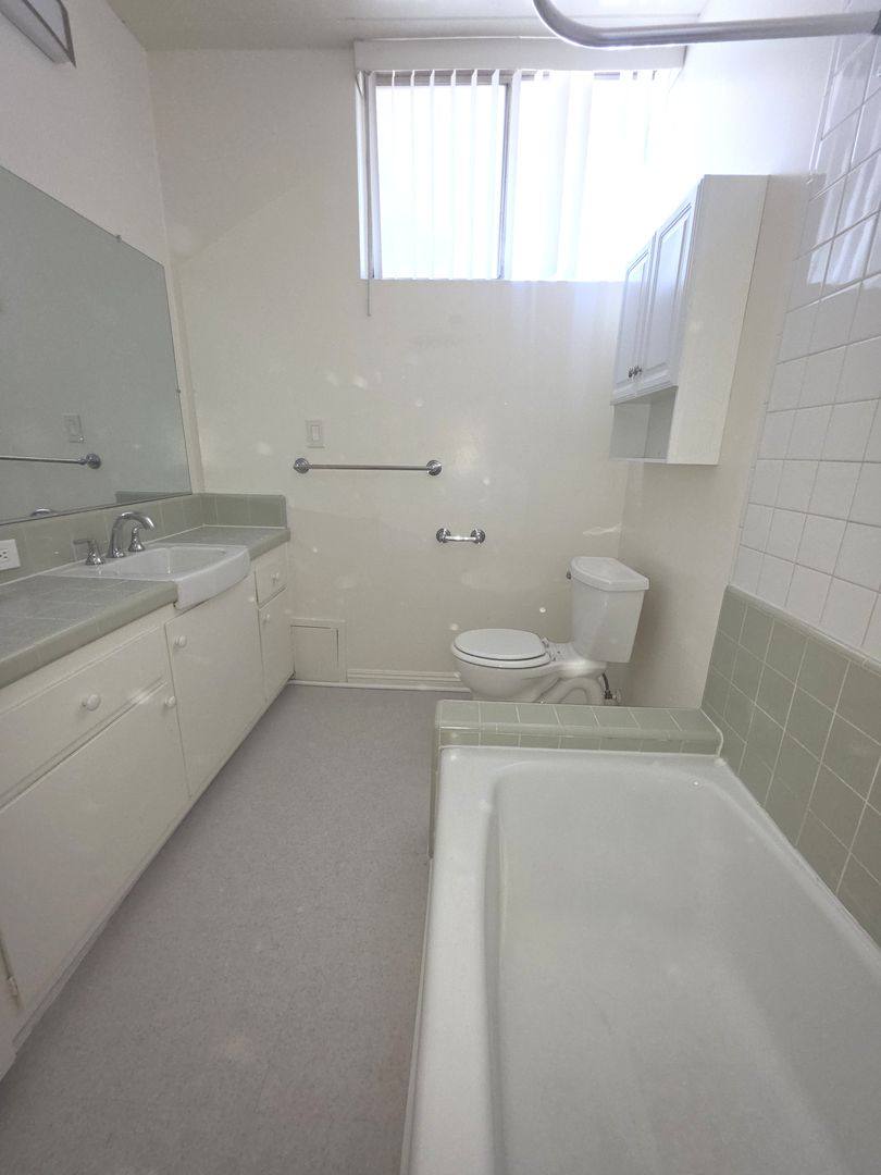 Apartment for rent at 2308 Cabrillo Ave, Torrance, CA 90501