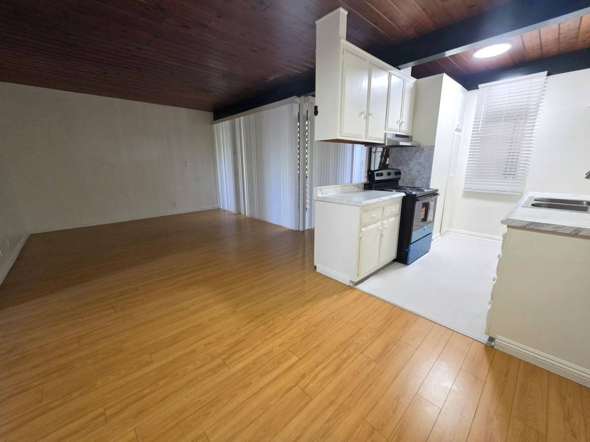 Apartment for rent at 2308 Cabrillo Ave, Torrance, CA 90501