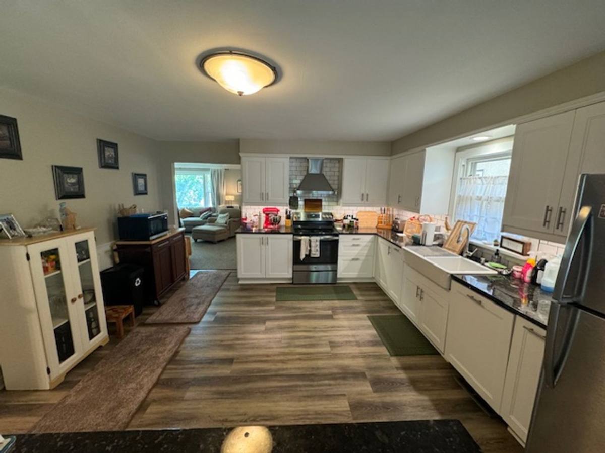 House for rent at 3325 Beard Ave, Minneapolis, MN 55422