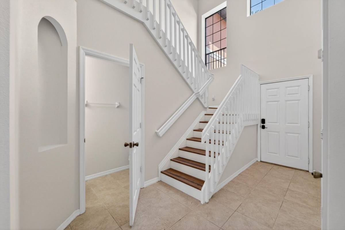 Townhouse for rent at 30132 Mossbank Dr, Wesley Chapel, FL 33543