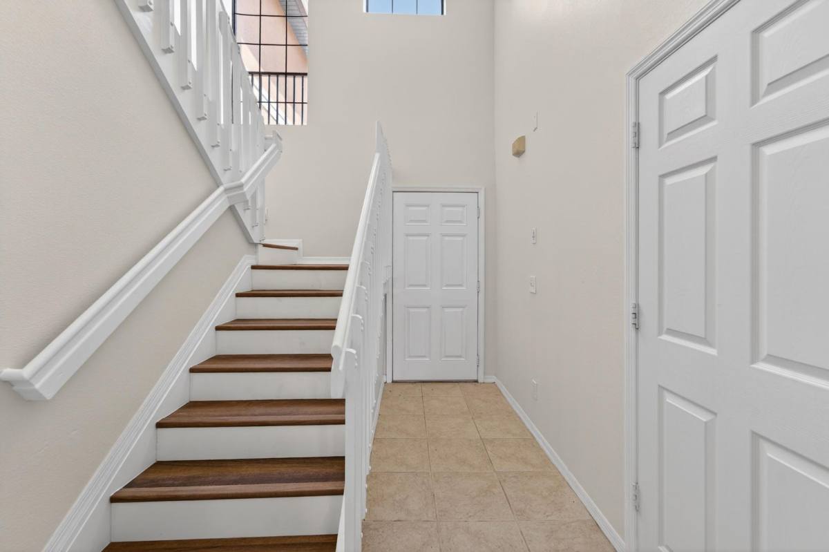 Townhouse for rent at 30132 Mossbank Dr, Wesley Chapel, FL 33543