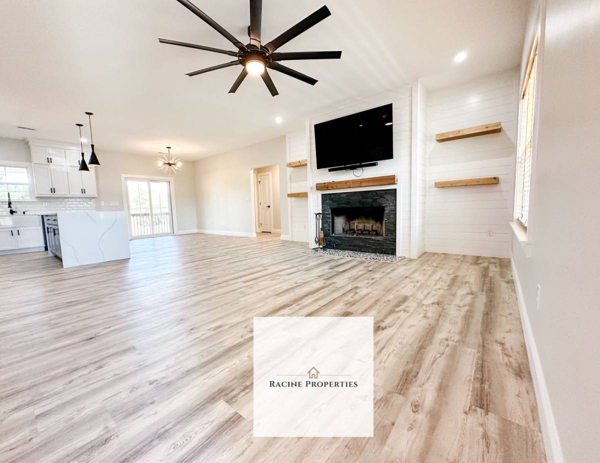 House for rent at 27 Carriage Dr, Greer, SC 29651