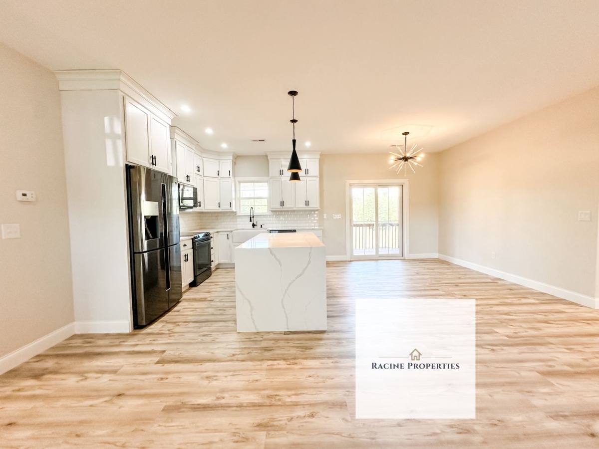House for rent at 27 Carriage Dr, Greer, SC 29651