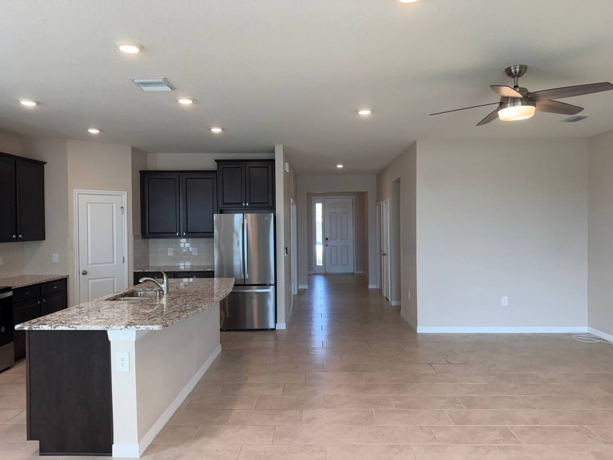 House for rent at 5740 Woodland Sage Dr, Sarasota, FL 34238