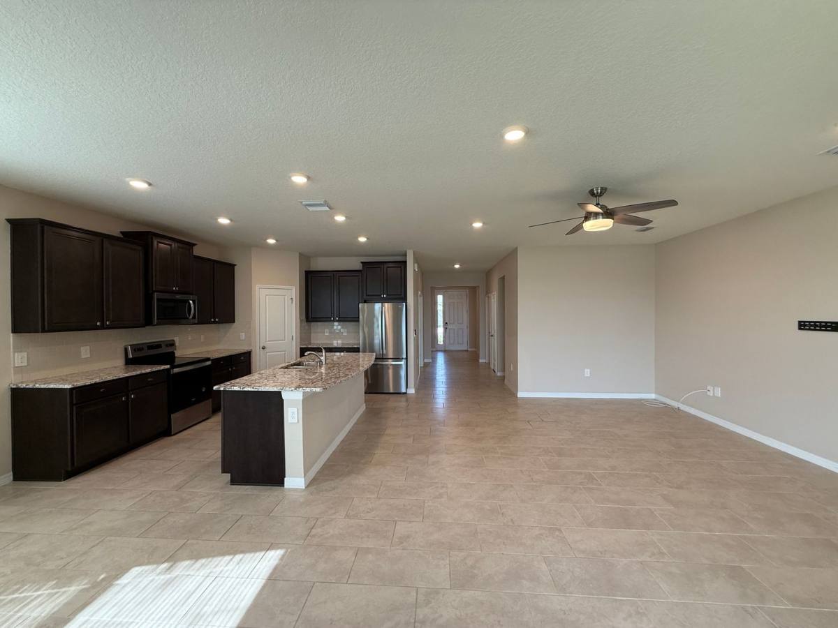 House for rent at 5740 Woodland Sage Dr, Sarasota, FL 34238