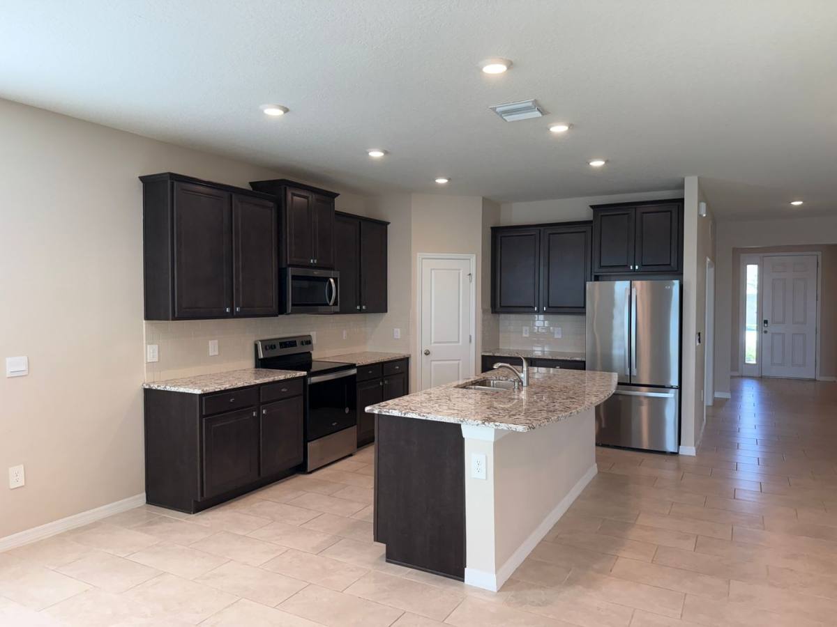 House for rent at 5740 Woodland Sage Dr, Sarasota, FL 34238