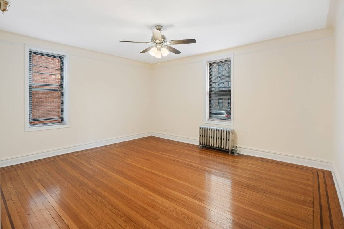 Apartment for rent at 44-01 34th Ave, Long Island City, NY 11101