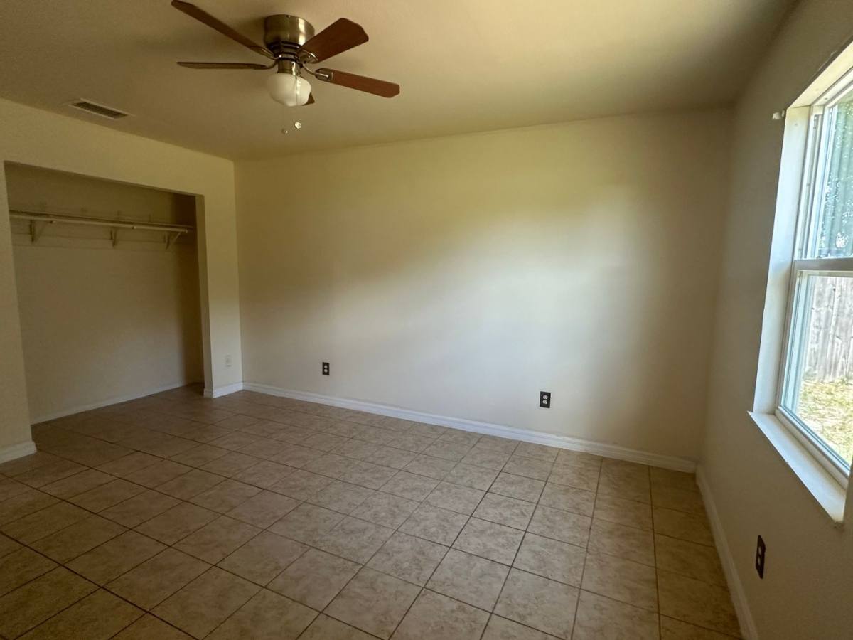 House for rent at 985 23rd Place SW, Vero Beach, FL 32962