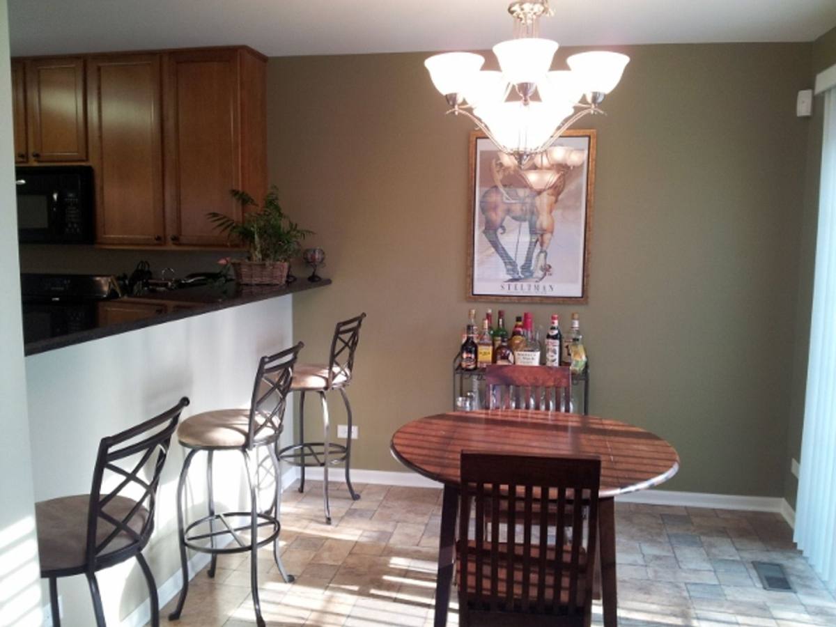 Townhouse for rent at 32415 N Mackinac Lane, McHenry, IL 60051