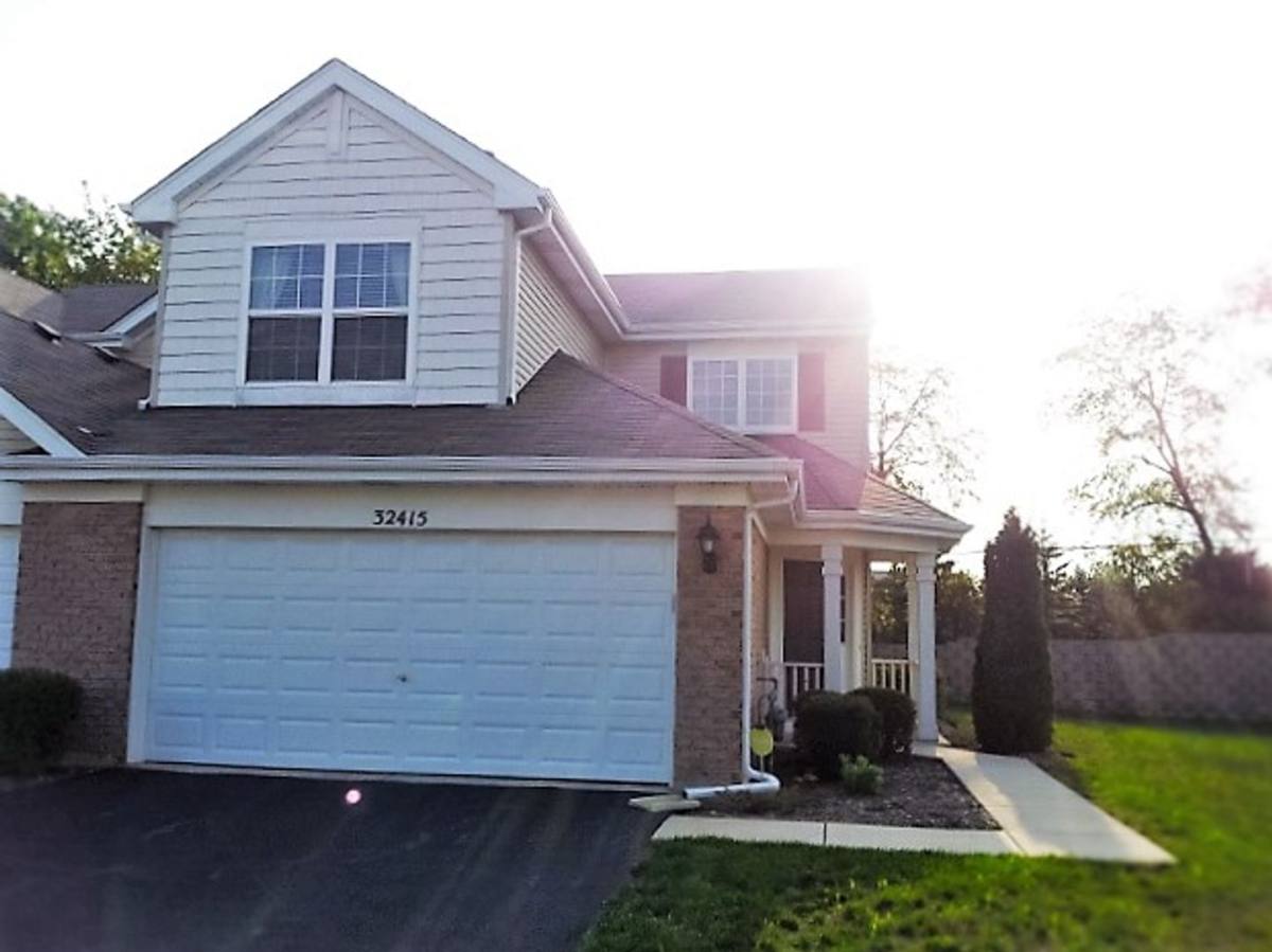 Townhouse for rent at 32415 N Mackinac Lane, McHenry, IL 60051