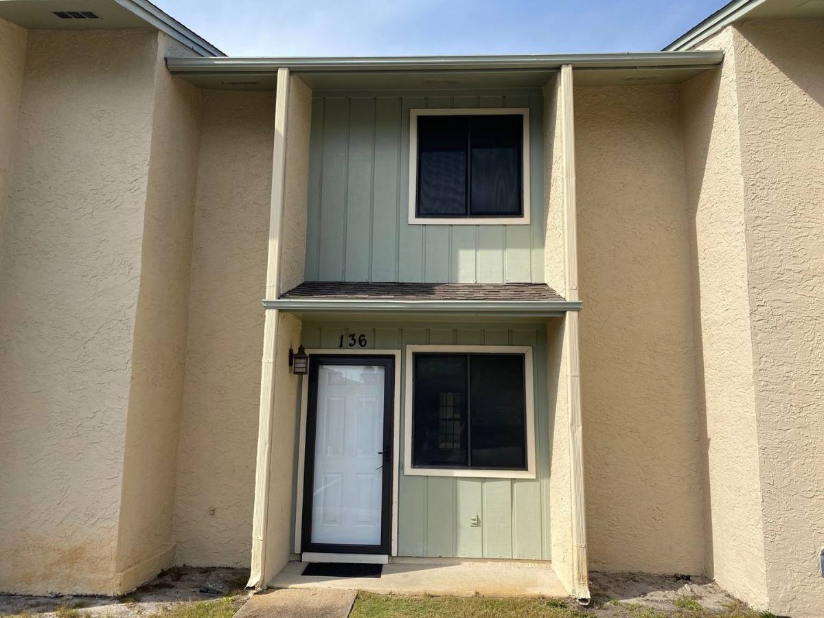 Townhouse for rent at 136 Bonnie Lane, Panama City Beach, FL 32407