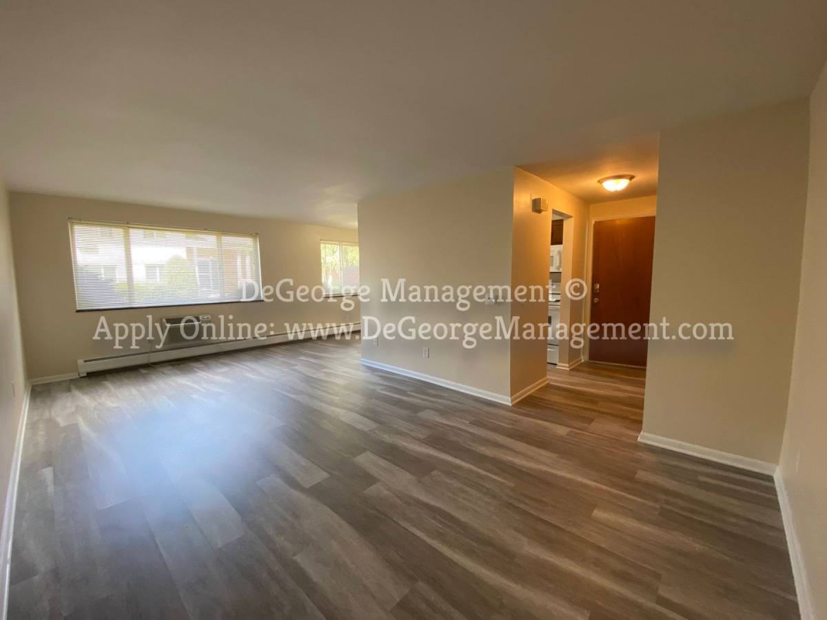 Apartment for rent at 4-52 Titus Court, Rochester, NY 14617