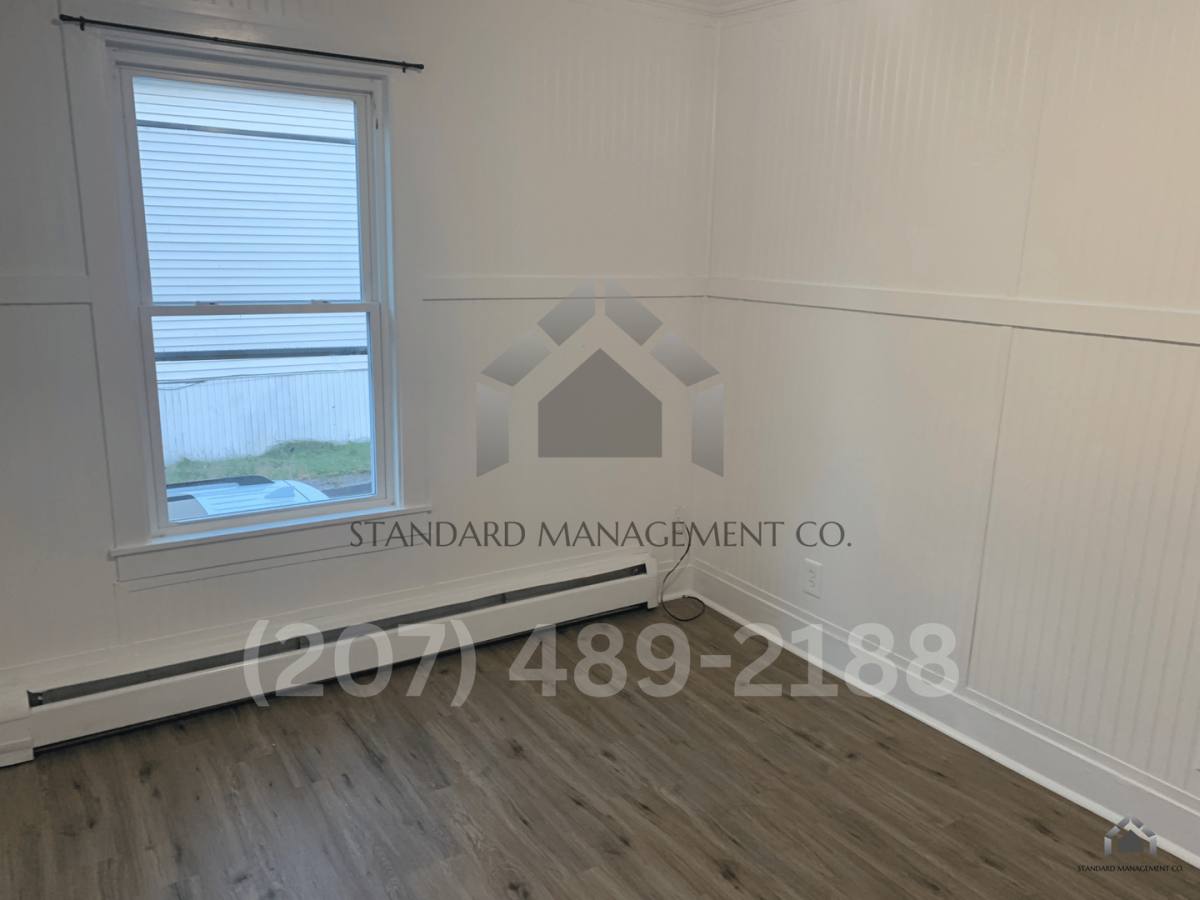 Apartment for rent at 21 Gold St, Waterville, ME 04901