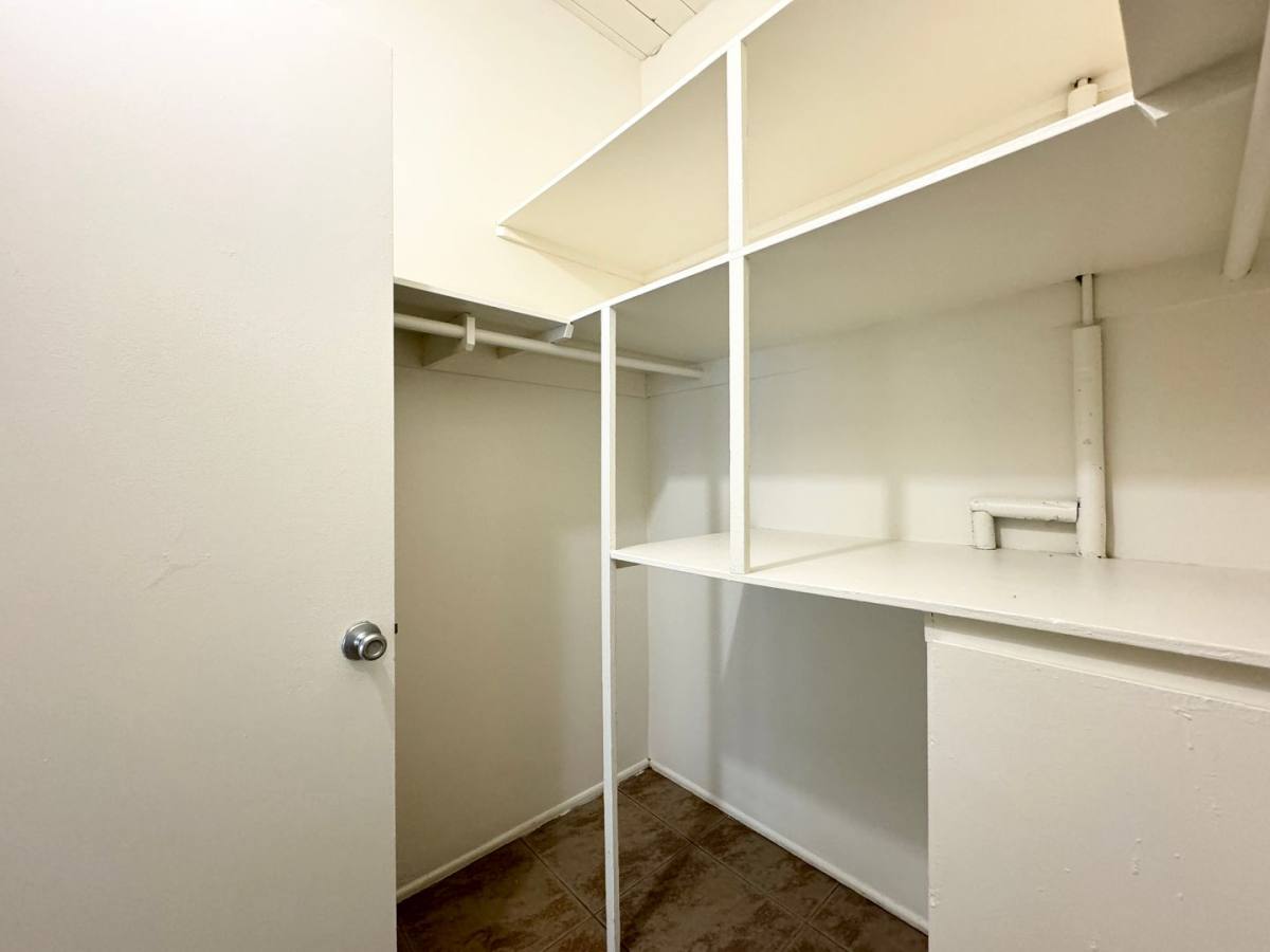 Apartment for rent at 3737 E Calle De Carlos, Palm Springs, CA 92264