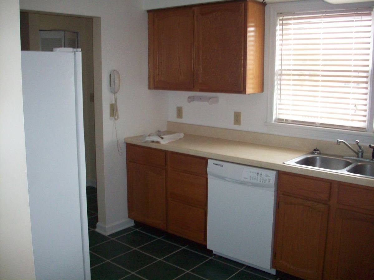 Townhouse for rent at 213 Pelham Dr, New Market, VA 22844