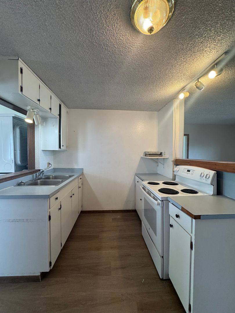 House for rent at 203 Railroad Ave, Kittitas, WA 98934
