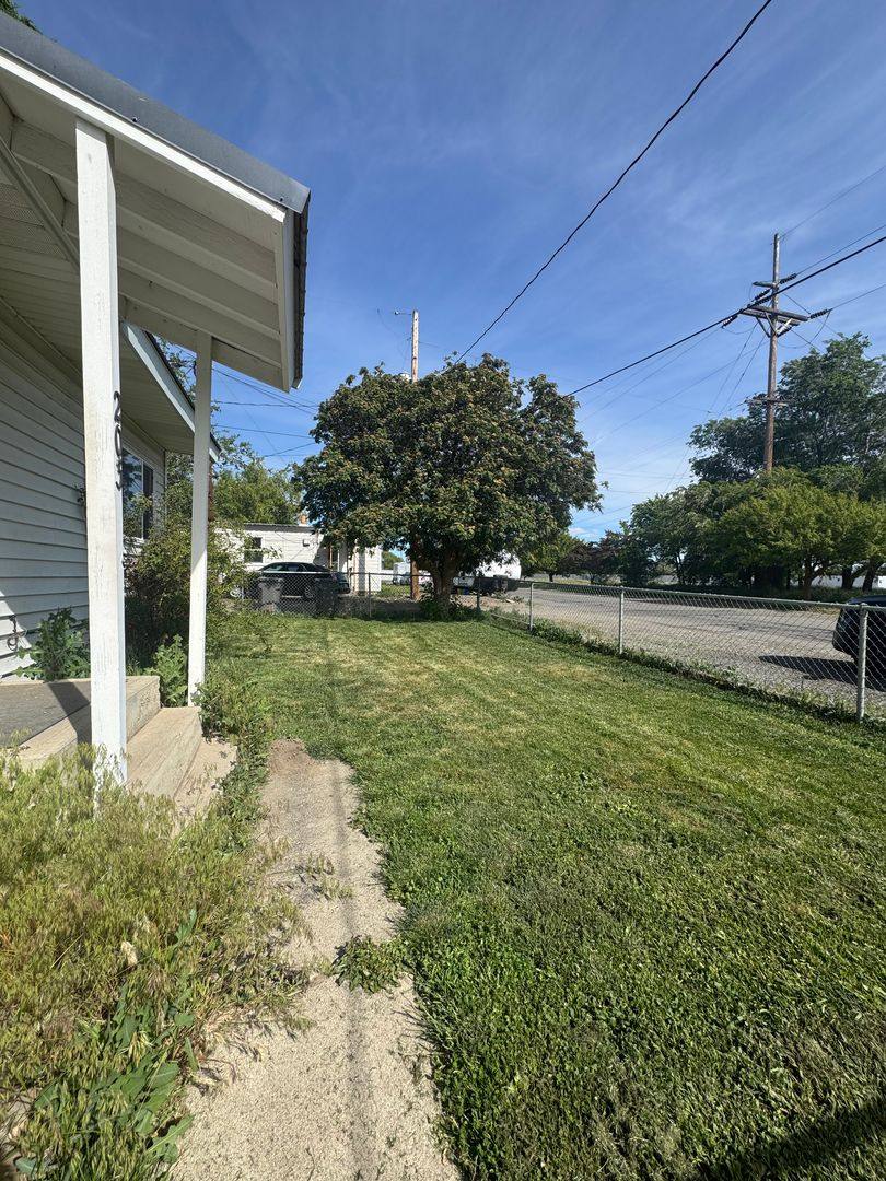 House for rent at 203 Railroad Ave, Kittitas, WA 98934