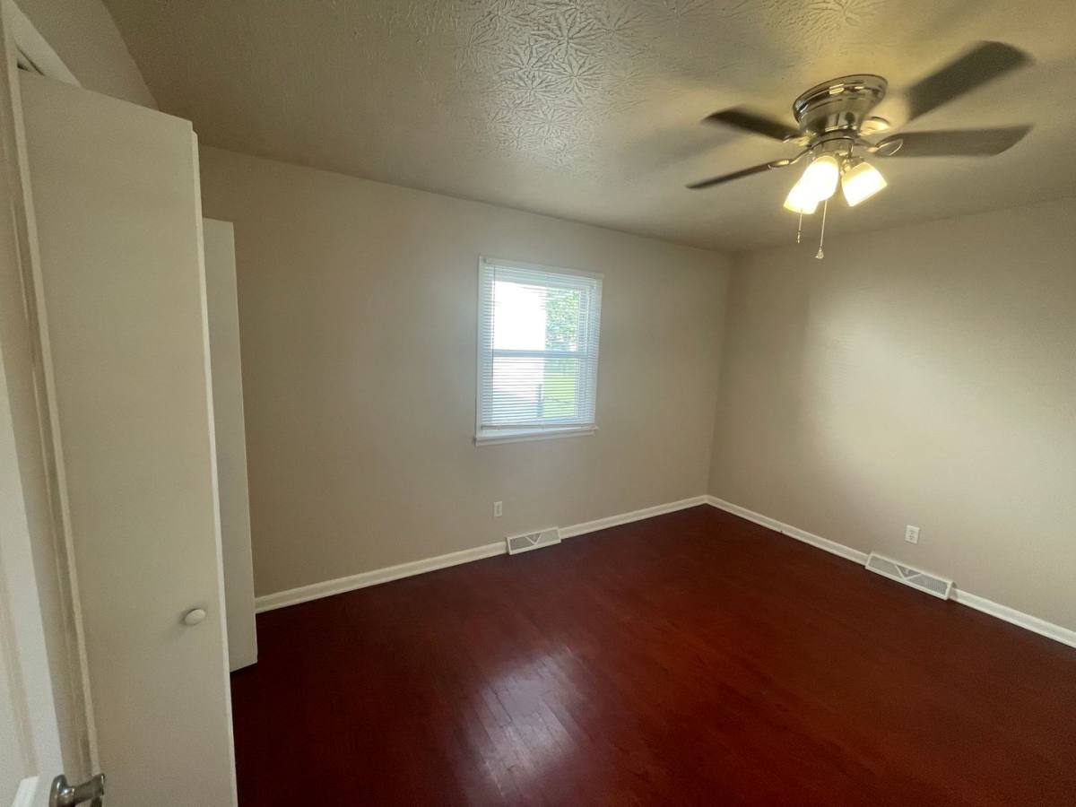 House for rent at 1119 E Edgewood St, Springfield, MO 65807