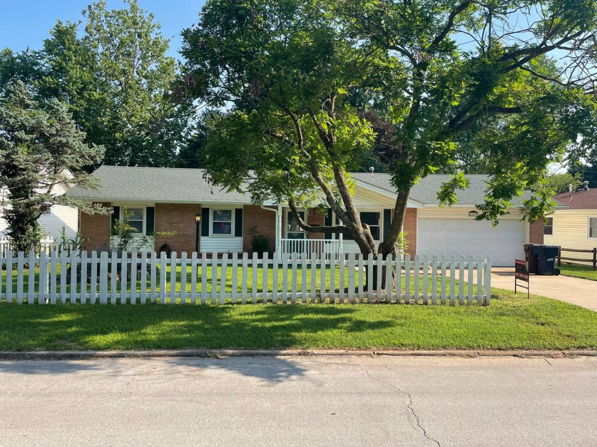 House for rent at 1119 E Edgewood St, Springfield, MO 65807