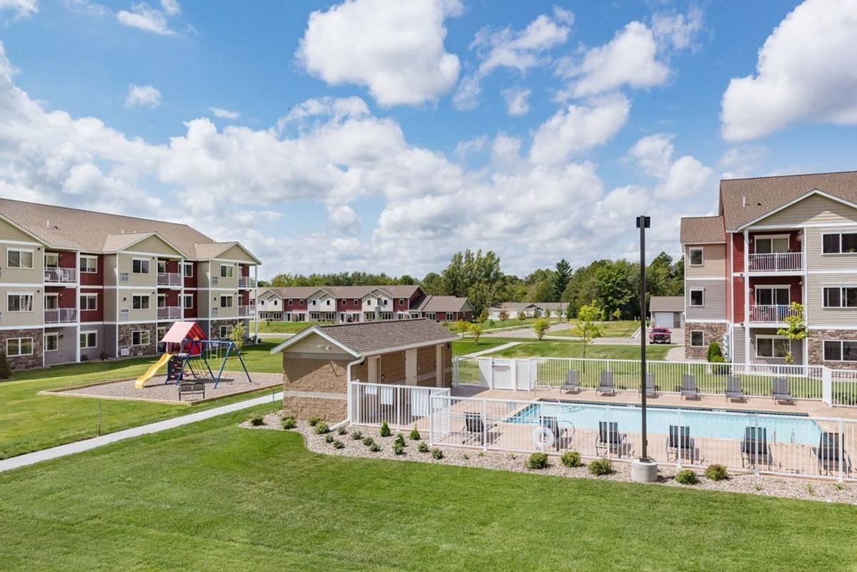 Apartment for rent at 14358 Forest Dr, Baxter, MN 56425