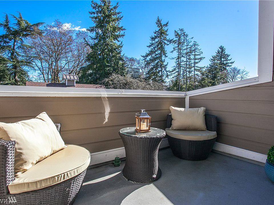 Apartment for rent at 115 Hall Brothers Loop, Bainbridge Island, WA 98110