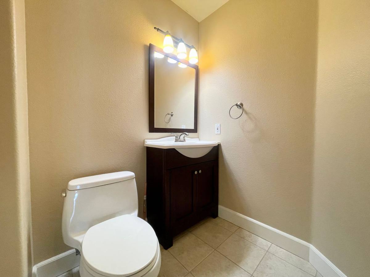House for rent at 76920 Sheffield Court, Palm Desert, CA 92211