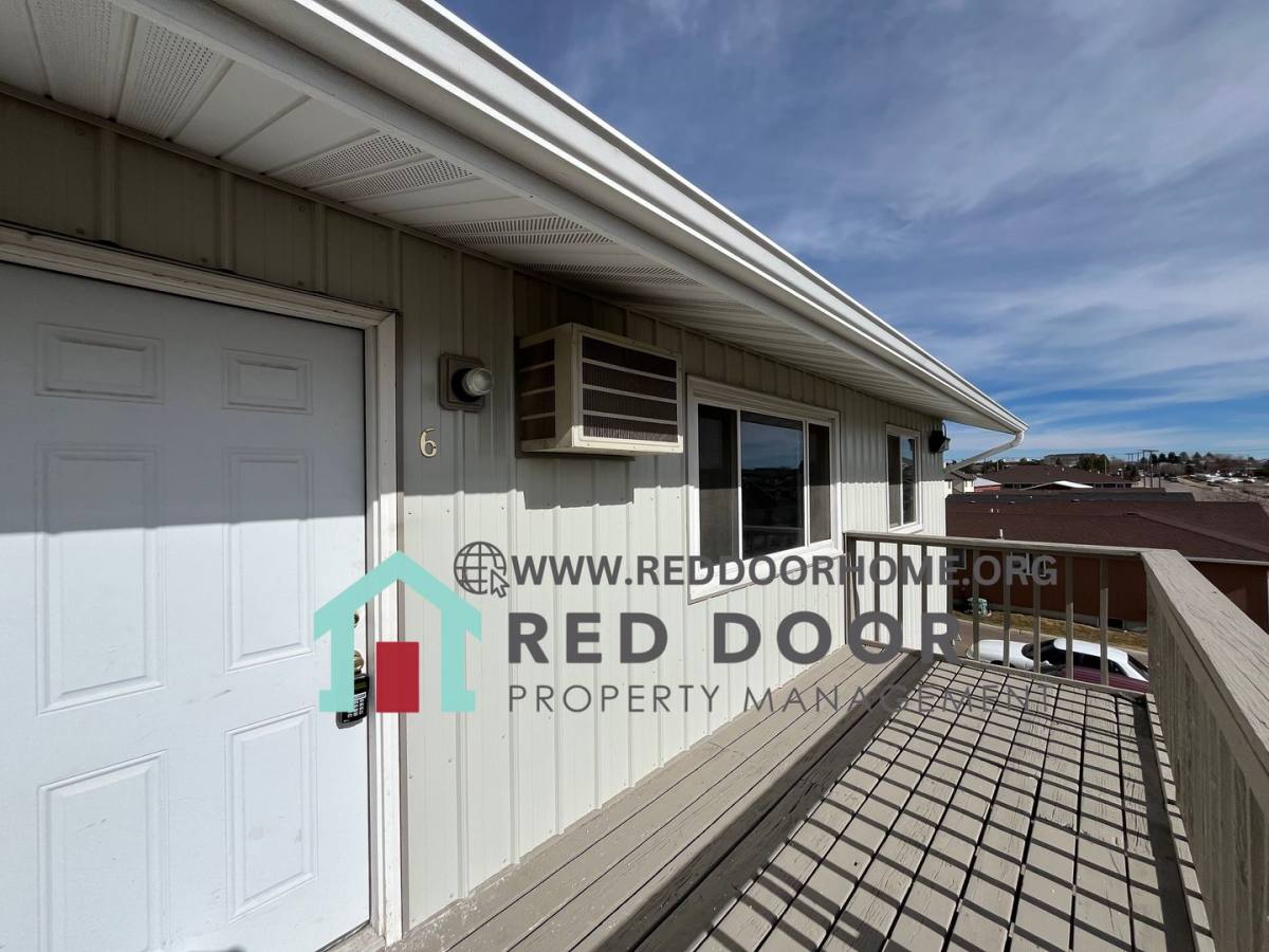 Apartment for rent at 2315 15th Ave S, Great Falls, MT 59405
