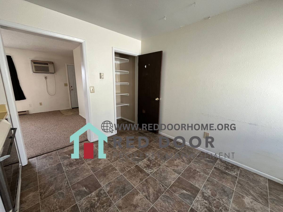 Apartment for rent at 2315 15th Ave S, Great Falls, MT 59405