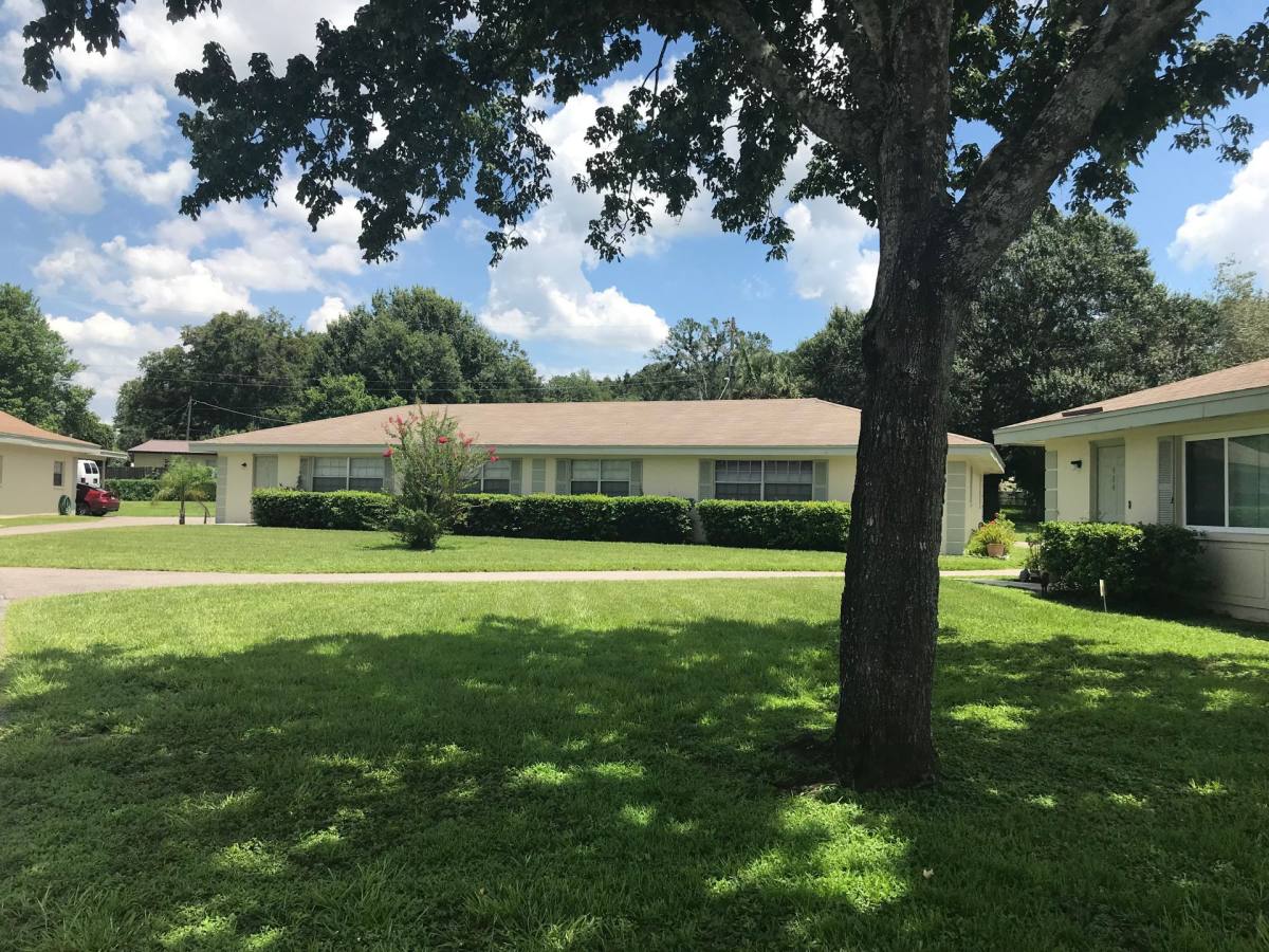 Apartment for rent at 502 Beverly Blvd, Brandon, FL 33511