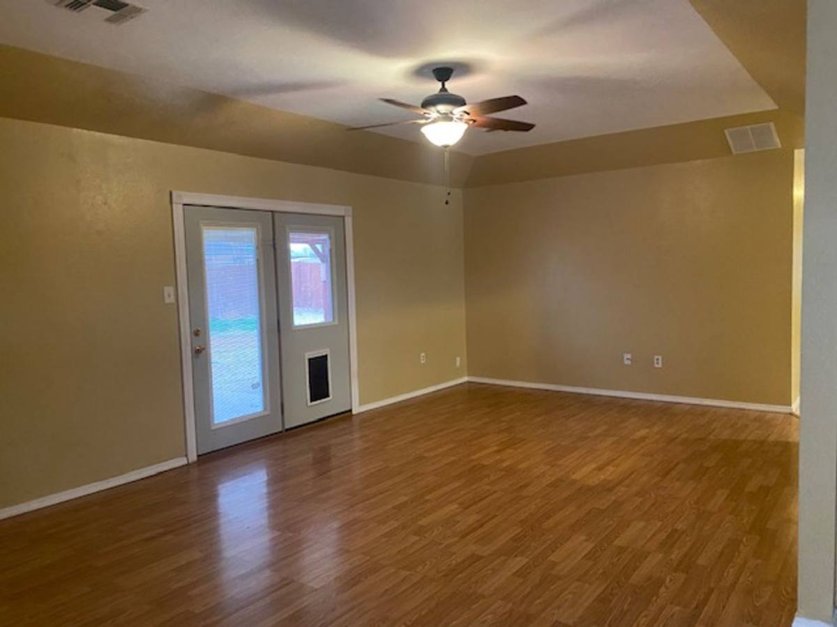 House for rent at 805 Huddleston, Cache, OK 73527