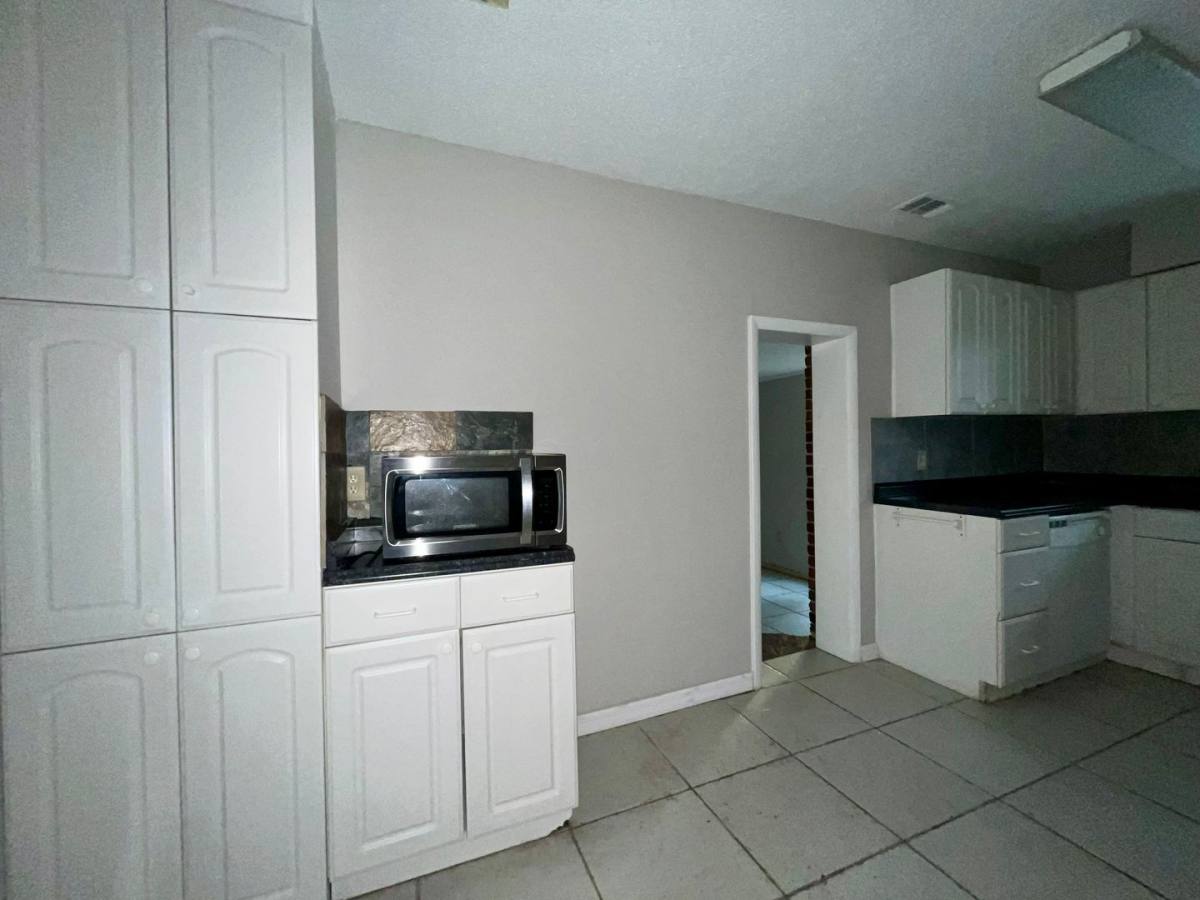 House for rent at 3029 Sleepy Hill Rd, Lakeland, FL 33810