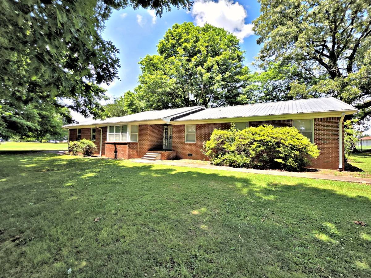 House for rent at 27043 Copeland Rd, Athens, AL 35613