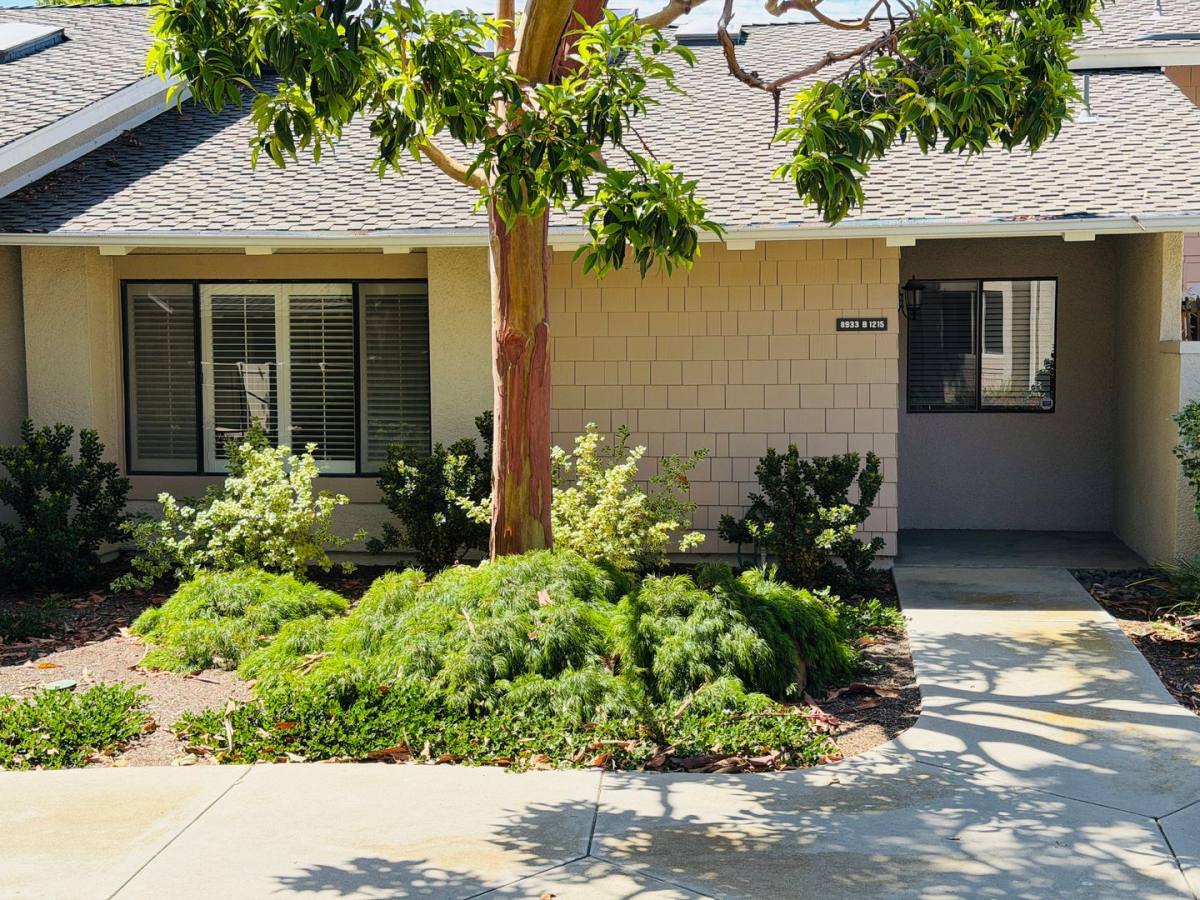 Apartment for rent at 8933 Modesto Circle, Huntington Beach, CA 92646