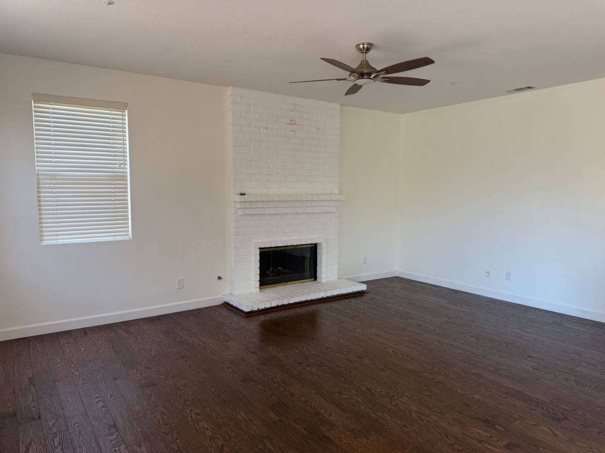 House for rent at 841 Rosebud Dr, Oxnard, CA 93036