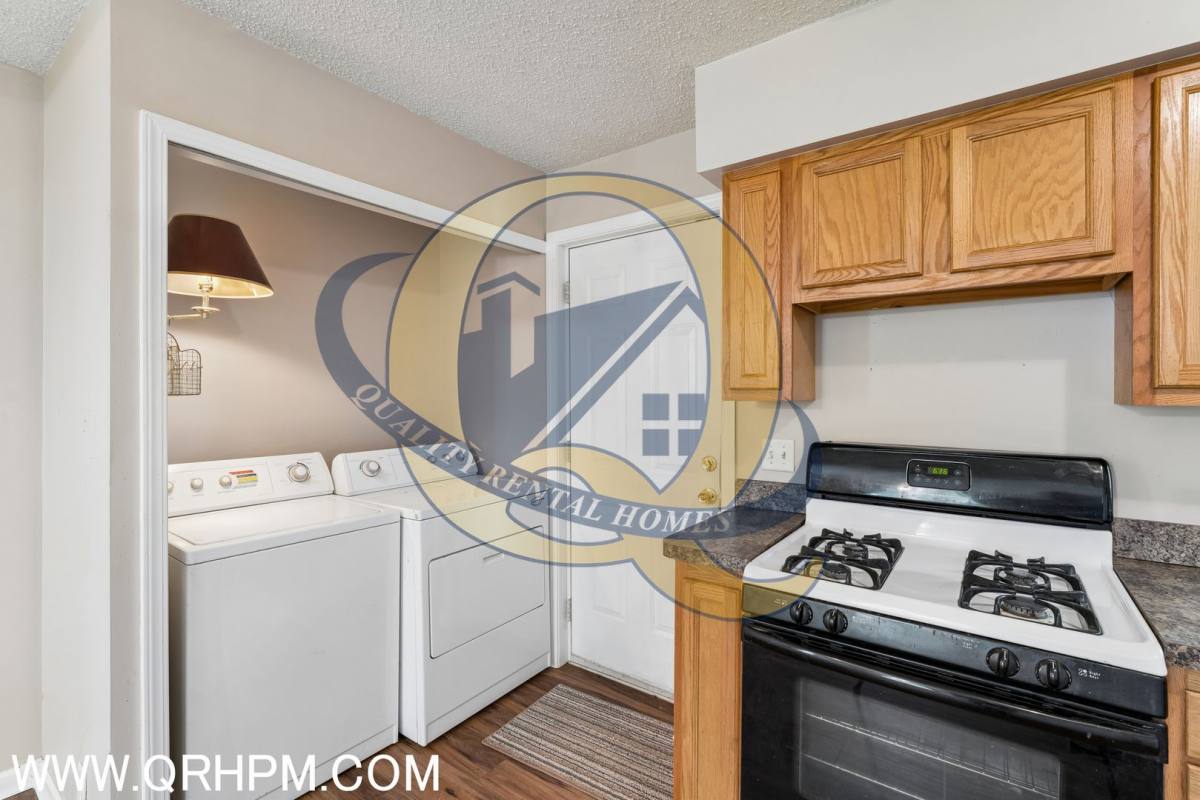 House for rent at 3118 Wyoming Ave, Flint, MI 48506