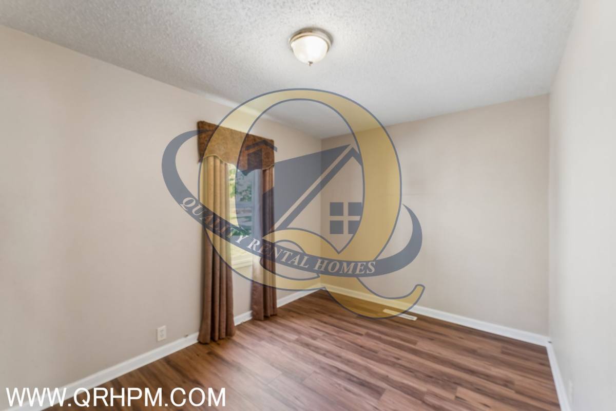 House for rent at 3118 Wyoming Ave, Flint, MI 48506