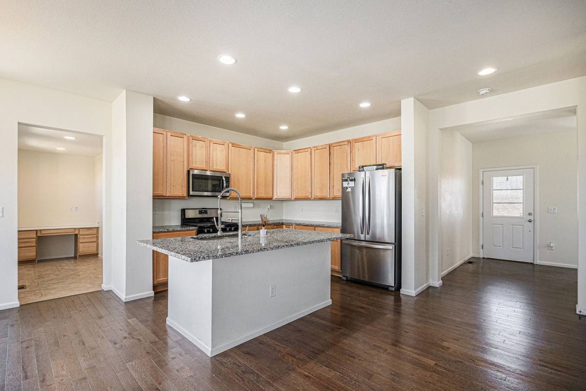 House for rent at 7914 S Grand Baker Way, Aurora, CO 80016