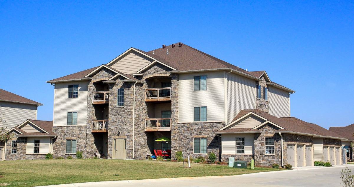Apartment for rent at 565 Pond View Dr, North Liberty, IA 52317