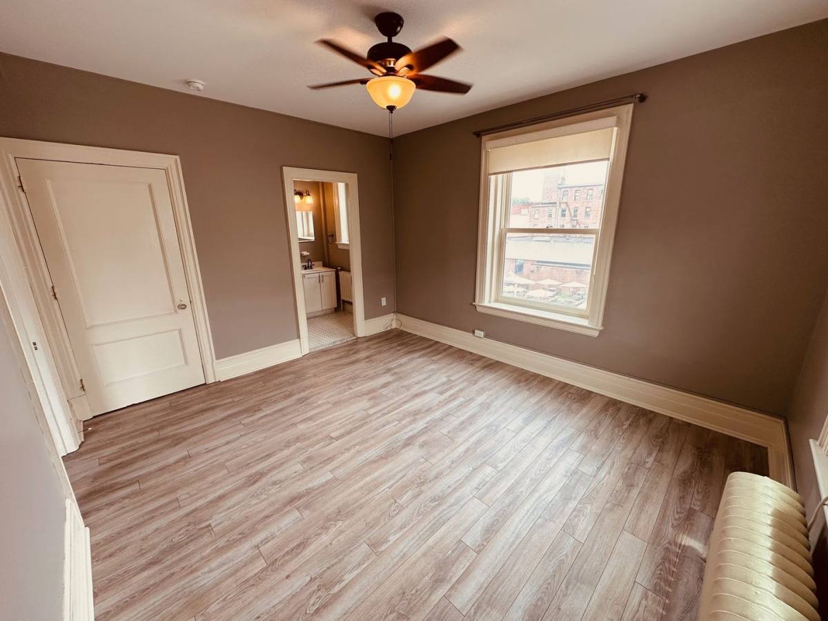 Apartment for rent at 7 W Philadelphia St #4C, York, PA 17401