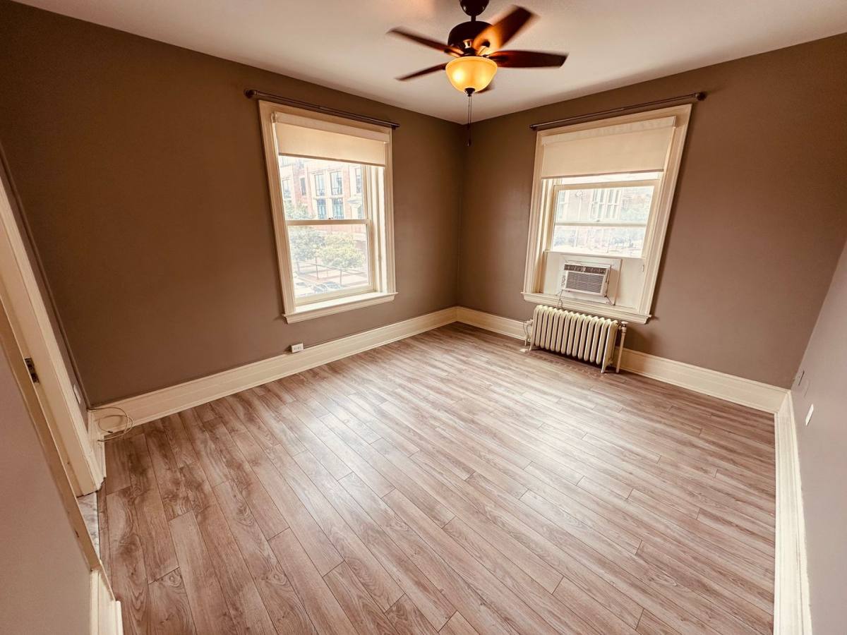 Apartment for rent at 7 W Philadelphia St #4C, York, PA 17401