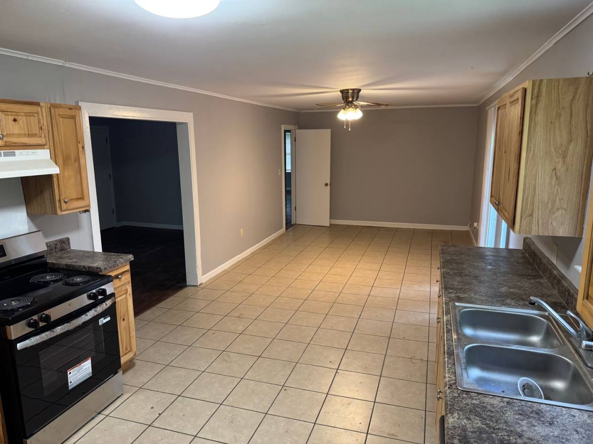 House for rent at 8660 Arkabutla Rd, Coldwater, MS 38618