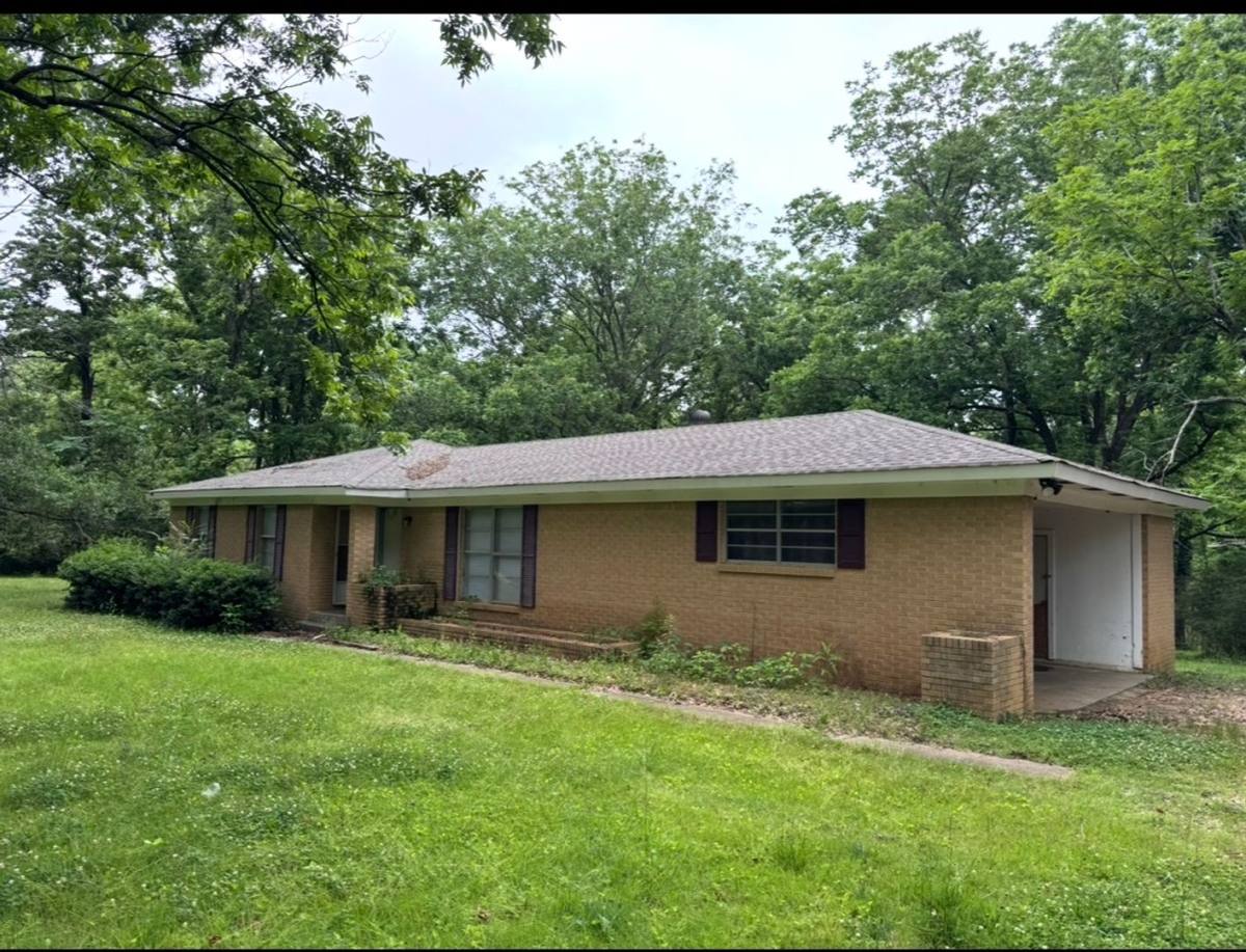 House for rent at 8660 Arkabutla Rd, Coldwater, MS 38618