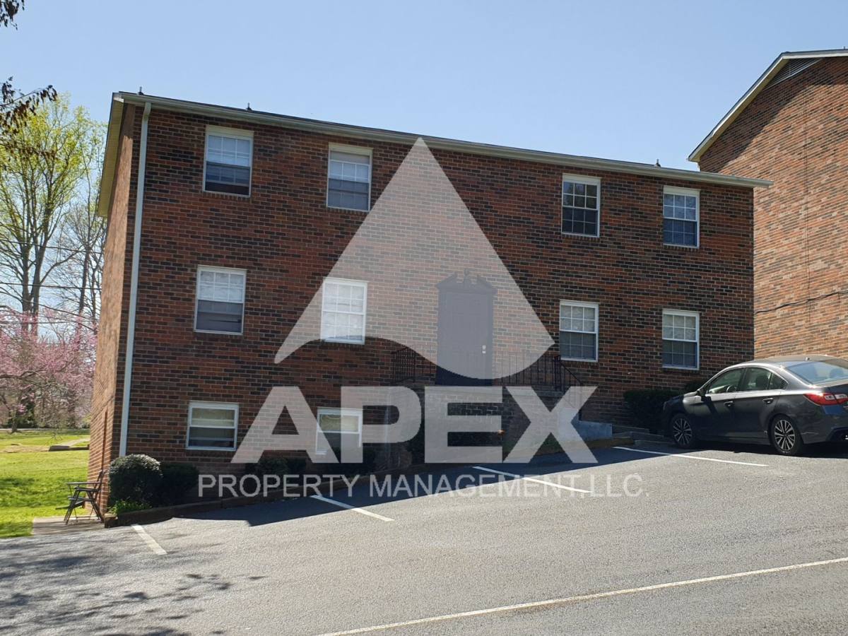 Apartment for rent at 301 Dahlia Dr, Knoxville, TN 37918