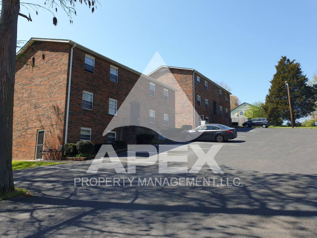 Apartment for rent at 301 Dahlia Dr, Knoxville, TN 37918