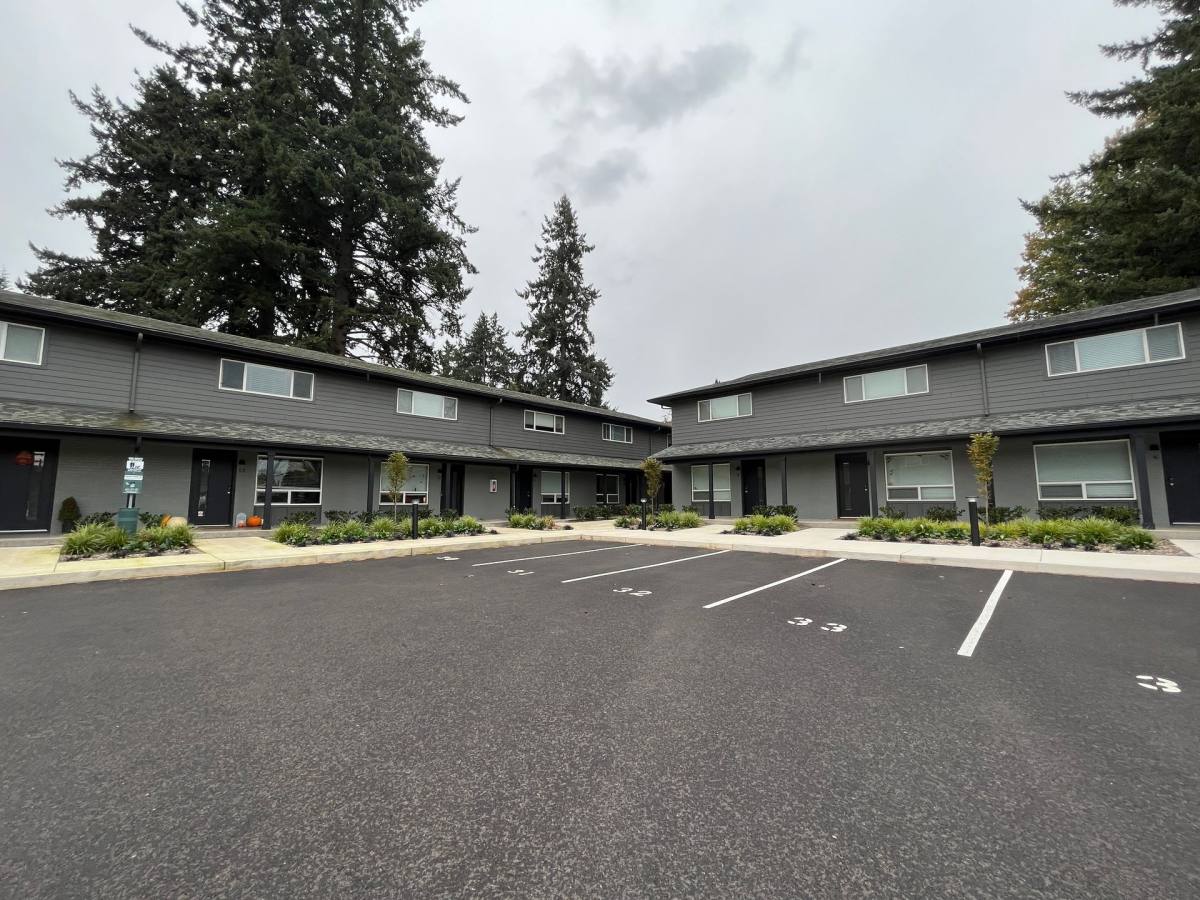 Apartment for rent at 5900 SE King Rd, Portland, OR 97222