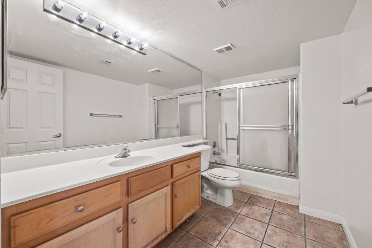 Condo for rent at 2972 Juniper Hills Blvd, Las Vegas, NV 89142