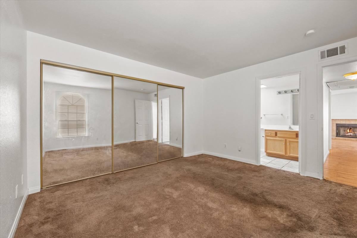 Condo for rent at 2972 Juniper Hills Blvd, Las Vegas, NV 89142